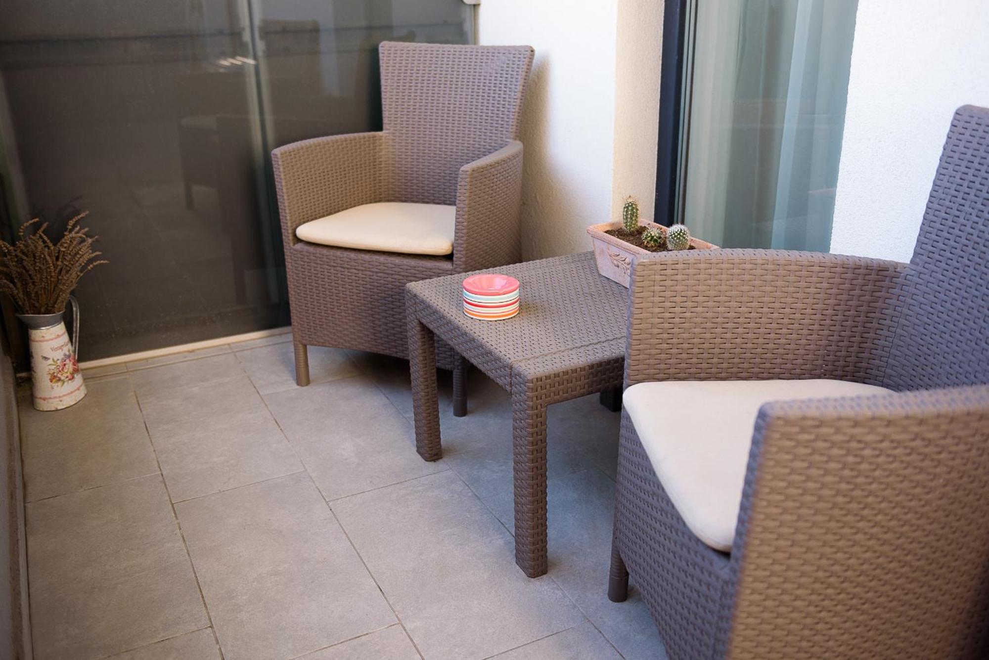 Apartament La Vie Est Belle Bukareszt Zewnętrze zdjęcie